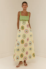 Belle Dress Garden Frames